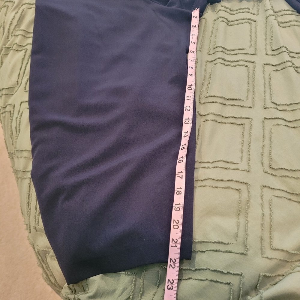 Sabrina Collective blue jumpsuit. Short sleeve. Hidden zipper in the ba… - Picture 5 of 8